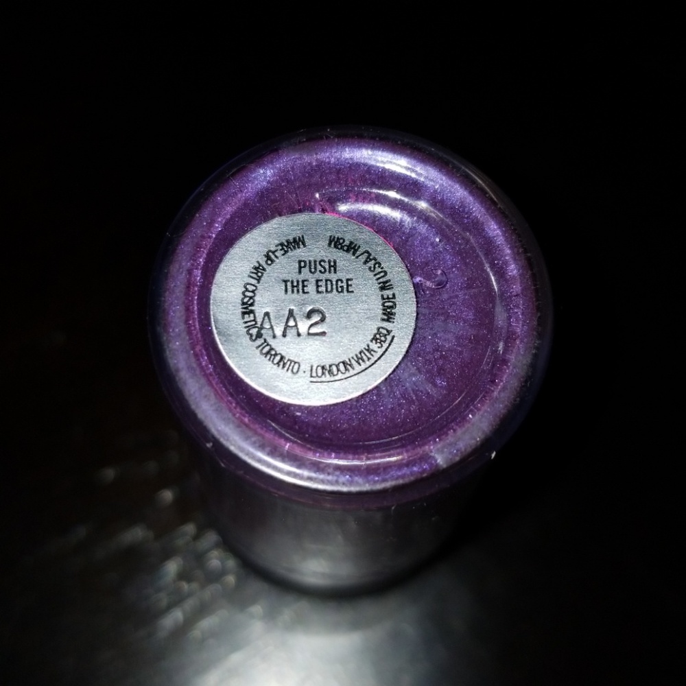 MAC PIGMENT - Picture 3 of 3